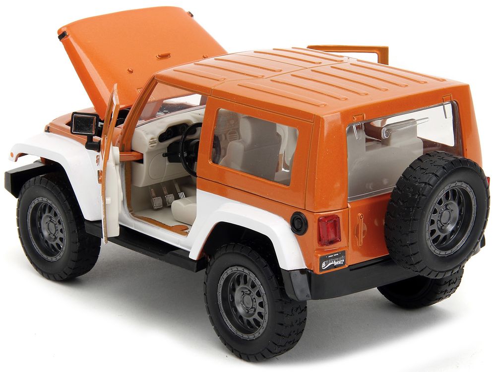 2007 Jeep Wrangler Orange Metallic and White and Orange M&M Diecast Figure "M&M's" "Hollywood Rides" Series 1/24 Diecast Model Car by Jada view 5
