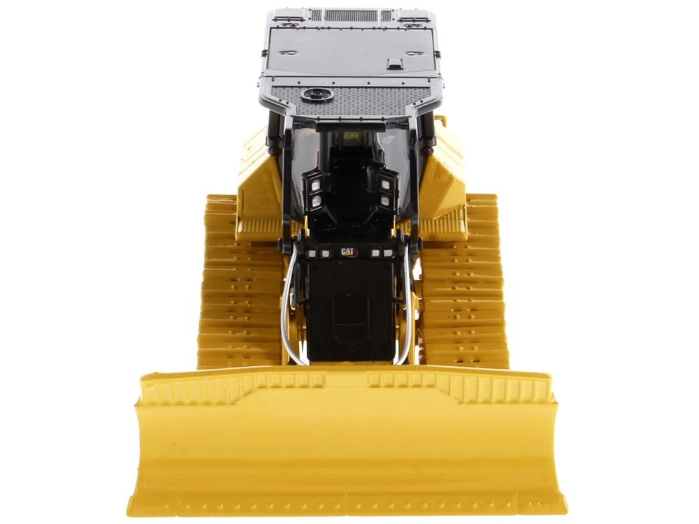 CAT Caterpillar D5 LGP Track Type Tractor Fire Dozer Yellow with Operator "High Line" Series 1/50 Diecast Model by Diecast Masters view 4