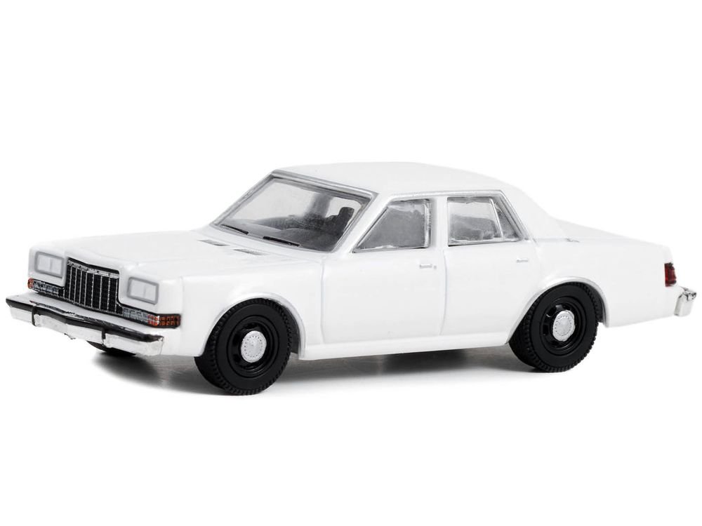 1980-1989 Dodge Diplomat Police Unmarked White "Hot Pursuit" "Hobby Exclusive" Series 1/64 Diecast Model Car by Greenlight view 2