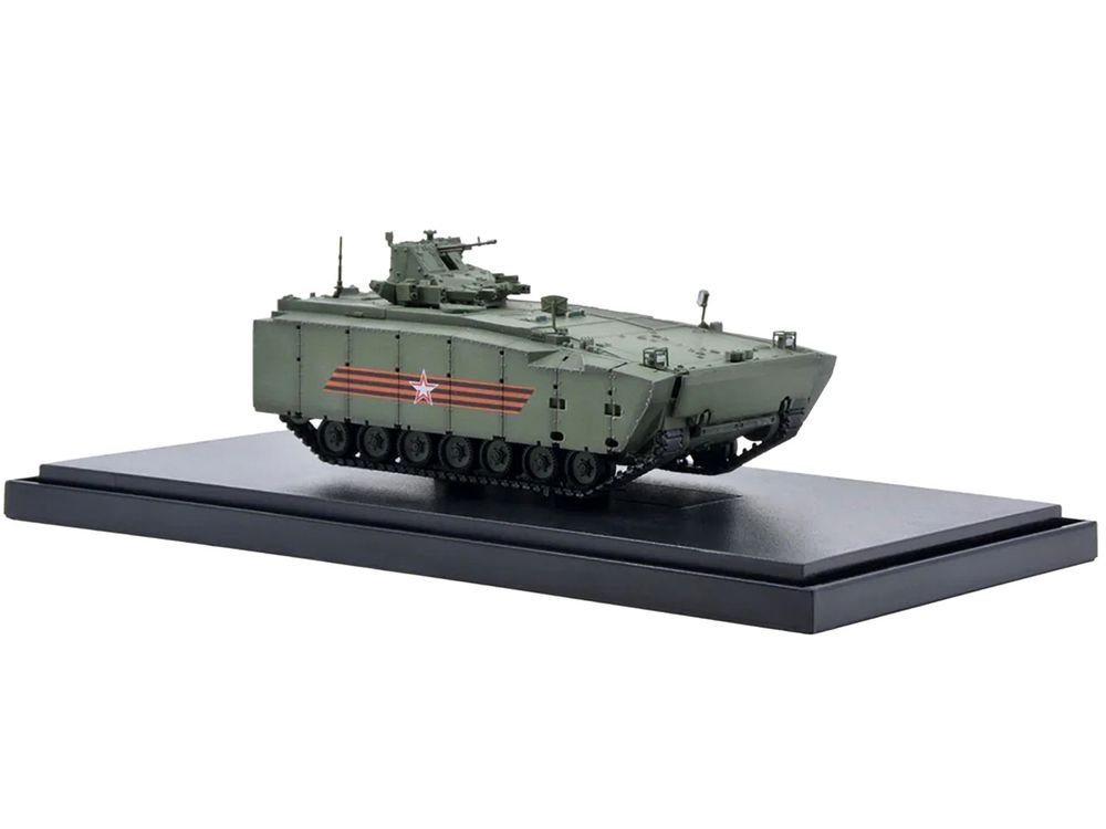 Russian (Object 693) Kurganets-25 Armored Personnel Carrier Moscow Victory Day Parade 1/72 Diecast Model by Panzerkampf view 3