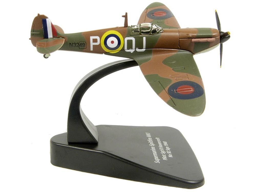 Supermarine Spitfire MK1 SGT R. Havercroft No 92 Sqn 1940 1/72 Diecast Model Airplane by Oxford Diecast view 2