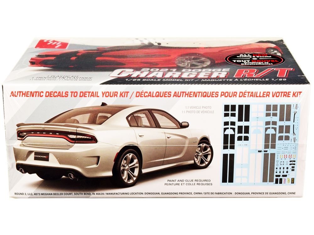 Skill 2 Model Kit 2021 Dodge Charger R/T 1/25 Scale Model by AMT view 3