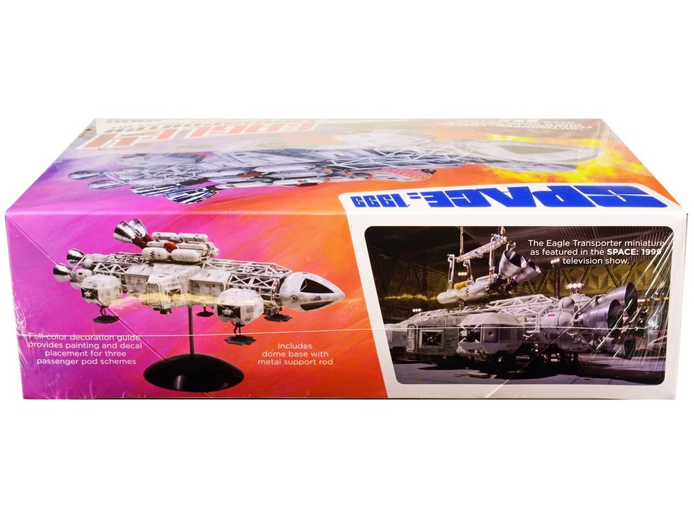 Skill 2 Eagle 4 Transporter "Space: 1999" (1975-1977) TV Show Model Kit  1/72 Scale Model by MPC view 2