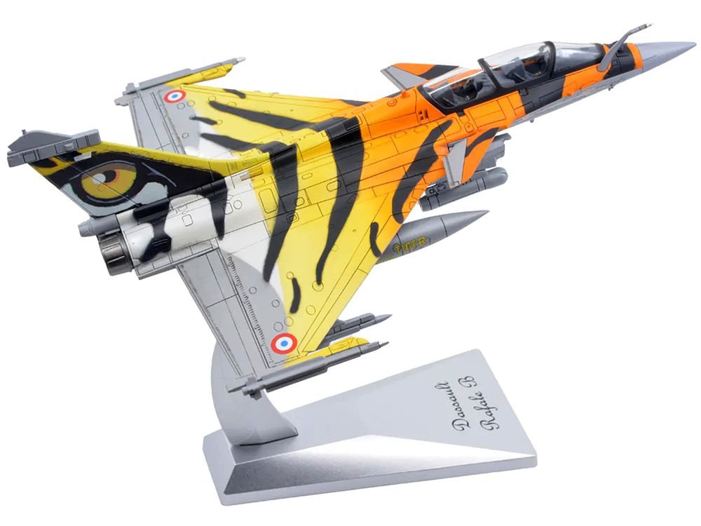 Dassault Rafale B Fighter Jet "Ocean Tiger" with Missile Accessories "Panzerkampf Wing" Series 1/72 Scale Model by Panzerkampf view 3