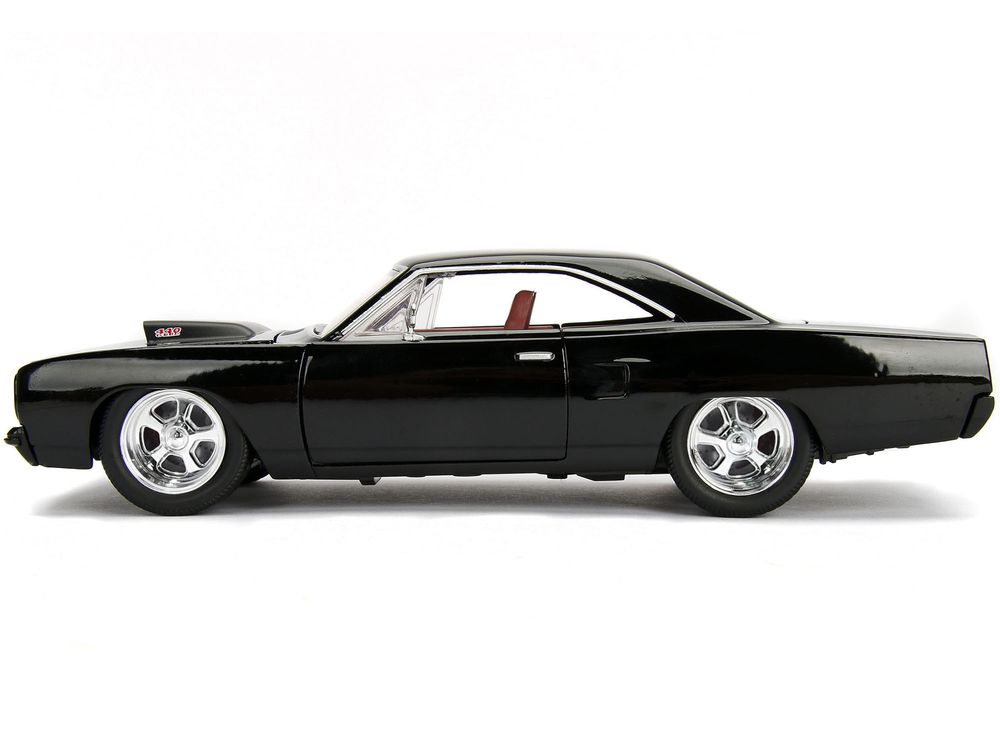 1970 Plymouth Road Runner 440 Black with Red Interior "Bigtime Muscle" Series 1/24 Diecast Model Car by Jada view 3