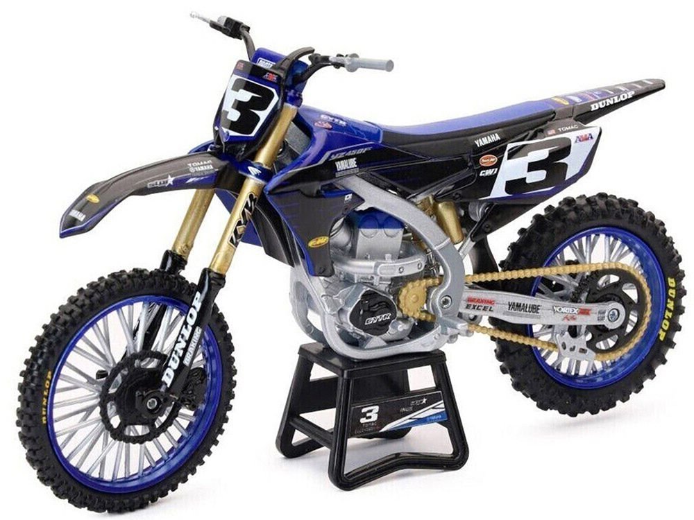Yamaha YZ450F Championship Edition Motorcycle #3 Eli Tomac "Yamaha Factory Racing" 1/12 Diecast Model by New Ray view 2
