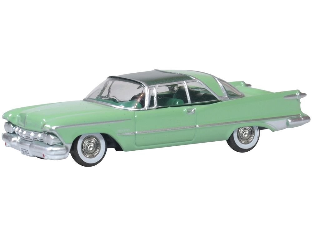 1959 Chrysler Imperial Crown 2 Door Hardtop Highland Green and Ballad Green 1/87 (HO) Scale Diecast Model Car by Oxford Diecast view 2