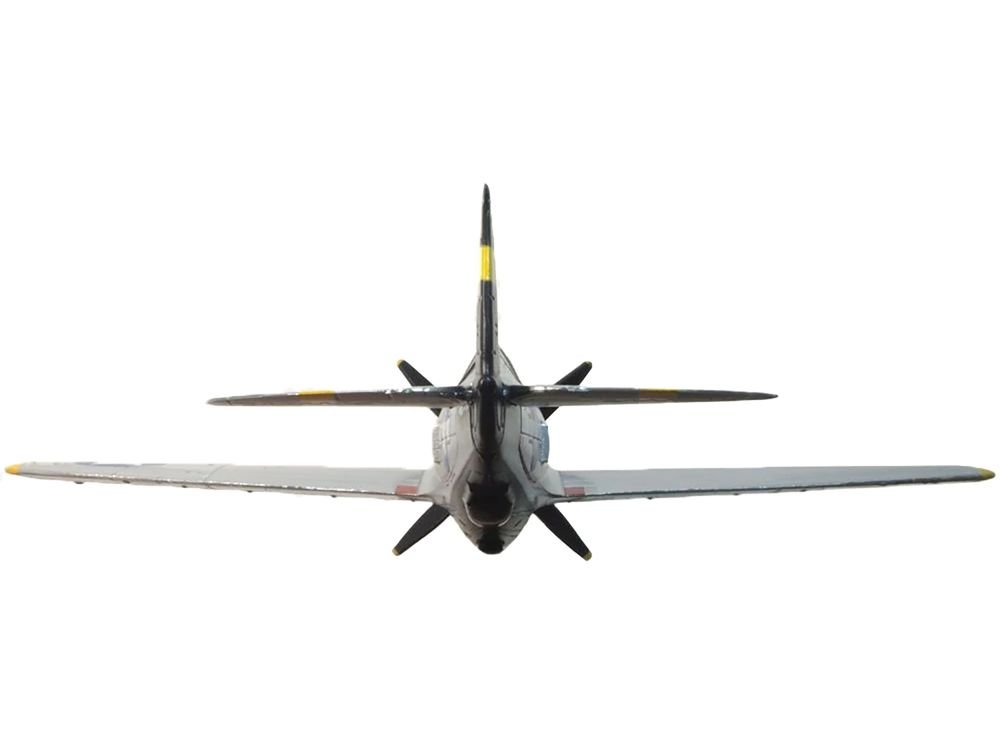 Republic P-47D Thunderbolt Fighter Plane USAAF "Captain Daniel Boone 333rd Fighter Squadron 318th Fighter Group" "Oxford Aviation" Series 1/72 Diecast Model Airplane by Oxford Diecast view 4