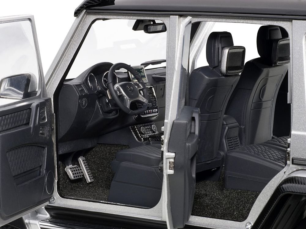 Mercedes Benz G500 4X4 2 Silver 1/18 Model Car by Autoart view 3