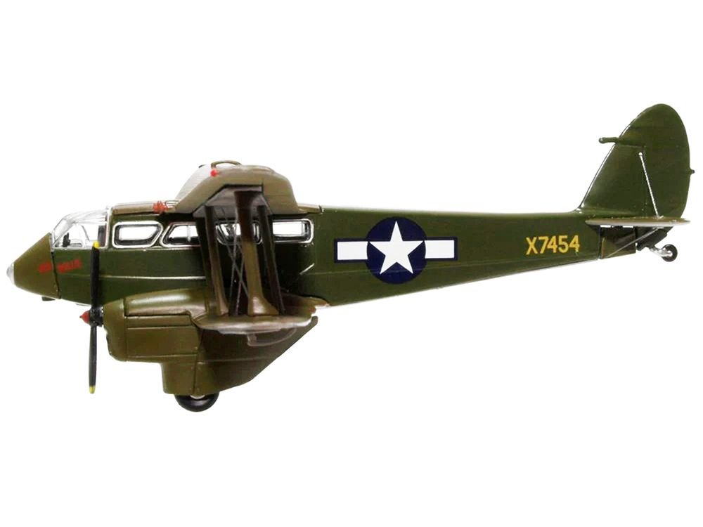 De Havilland D.H.89 Dominie Dragon Rapide Aircraft "Wee Wullie" "27th Air Force Group 8th AF USAAF" 1/72 Diecast Model Airplane by Oxford Diecast view 2
