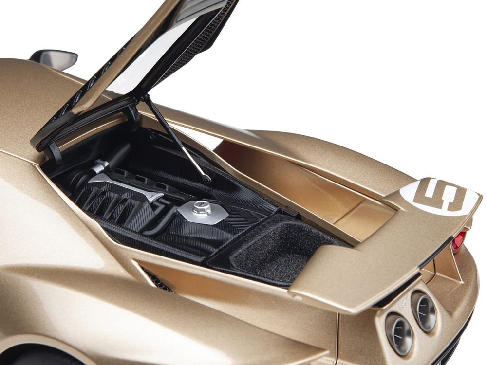 Ford GT Heritage Edition #5 "Holman Moody" Gold Metallic with Red and White Graphics 1/18 Model Car by Autoart view 4