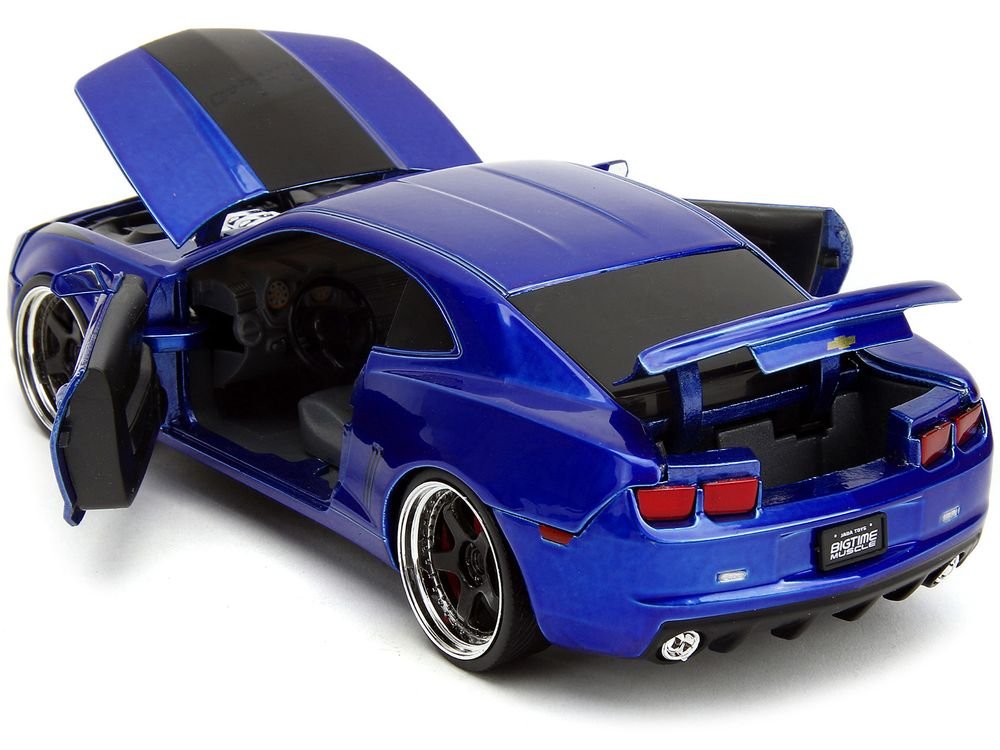 2010 Chevrolet Camaro Candy Blue with Black Hood "Bigtime Muscle" Series 1/24 Diecast Model Car by Jada view 4