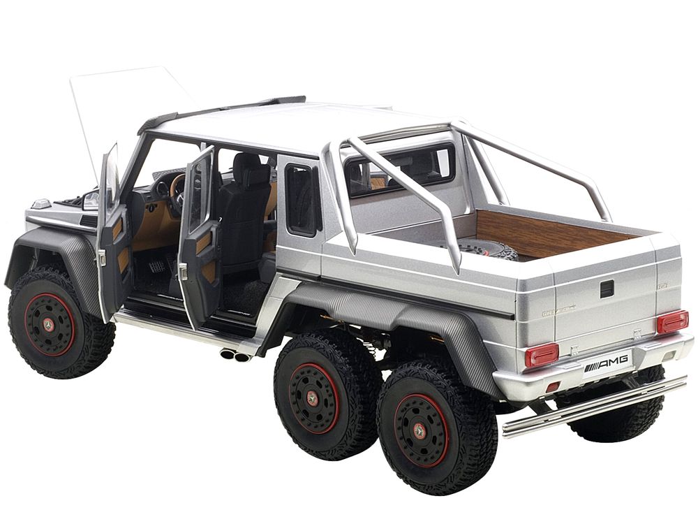 Mercedes G63 AMG 6X6 Silver 1/18 Model Car by Autoart view 2