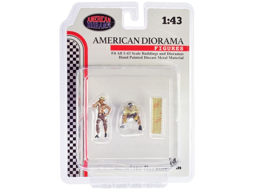 "4X4 Mechanics" 2 Piece Diecast Figure Set 1 for 1/43 Scale Models by American Diorama view 3