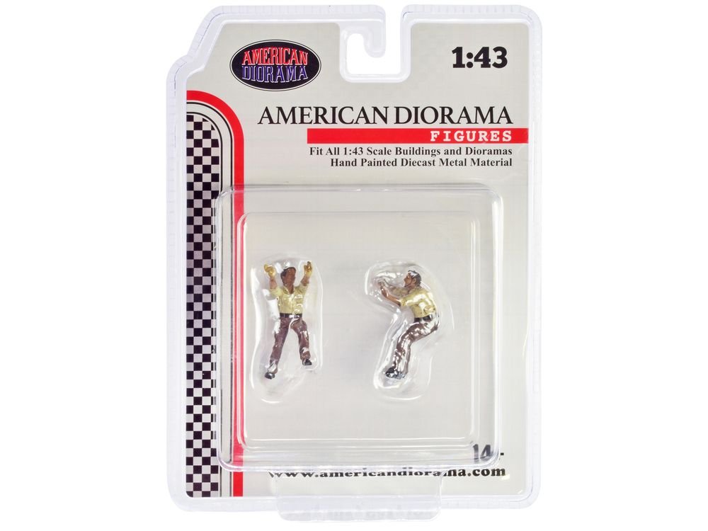 "4X4 Mechanics" 2 Piece Diecast Figure Set 3 for 1/43 Scale Models by American Diorama view 4