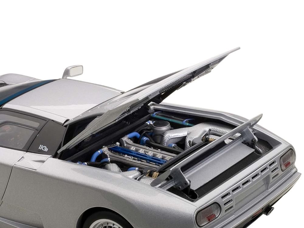 Bugatti EB110 GT Silver 1/18 Diecast Car Model by Autoart view 3