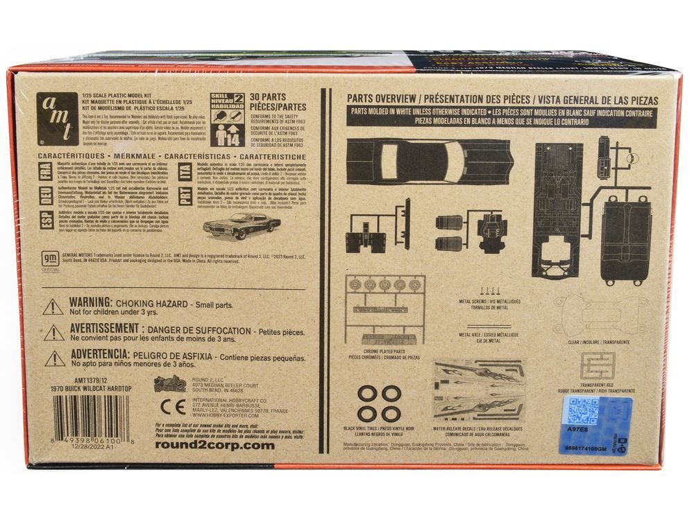 Skill 2 Model Kit 1970 Buick Wildcat Hardtop "Craftsman Plus" Series 1/25 Scale Model by AMT view 4
