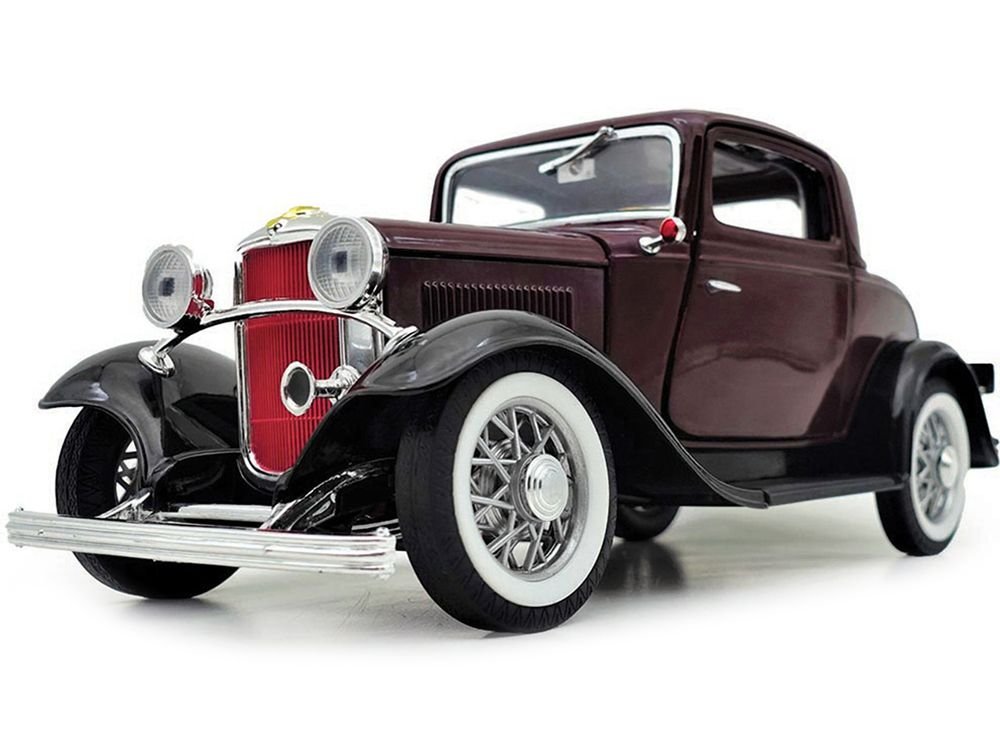 1932 Ford 3-Window Coupe Burgundy with Black Top 1/18 Diecast Model Car by Road Signature view 2