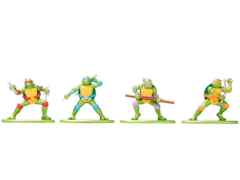 "Teenage Mutant Ninja Turtles" Turtle Lair Diorama Set with Figures and Party Wagon "Nano Scene" Series Model by Jada view 5