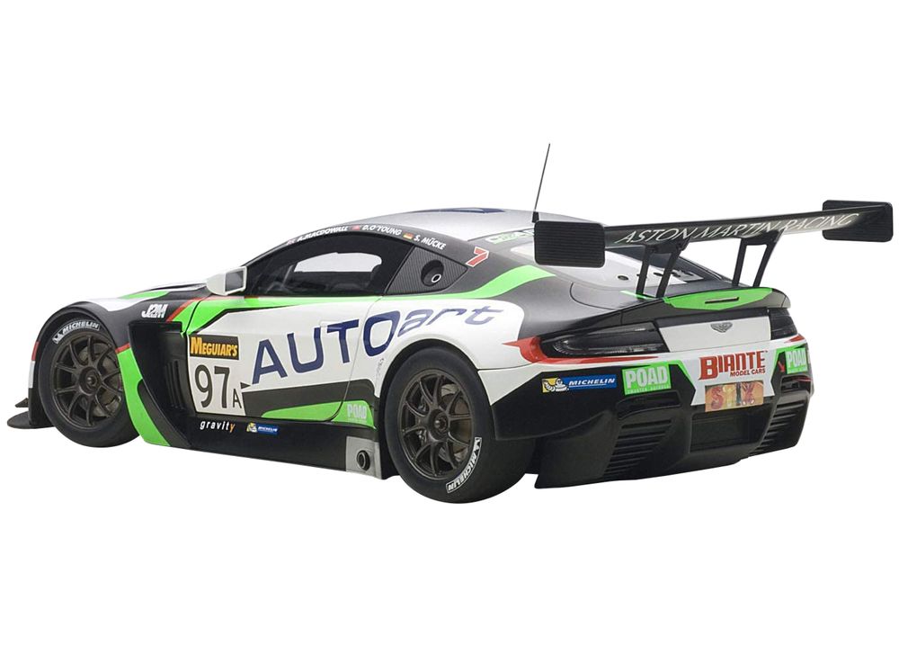 Aston Martin V12 Vantage Bathurst 12hour Endurance Race 2015 #97 A. Macdowall / D. O'Young / S. Mucke 1/18 Model Car by Autoart view 4