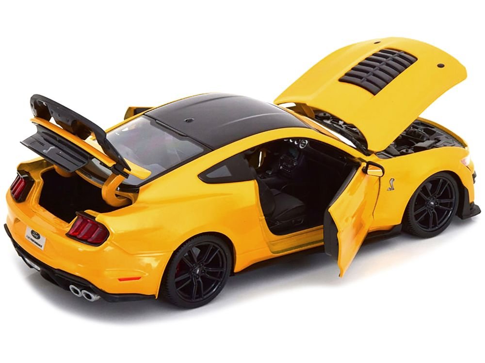 2020 Ford Mustang Shelby GT500 Yellow with Black Top "Special Edition" 1/18 Diecast Model Car by Maisto view 3