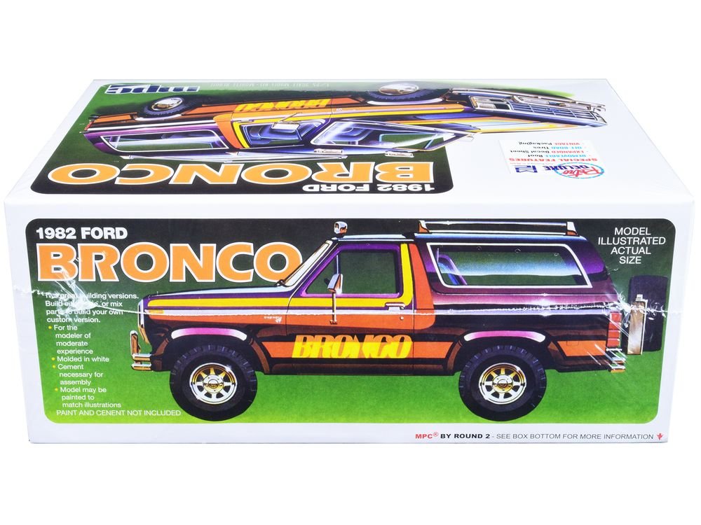 Skill 2 Model Kit 1982 Ford Bronco 1/25 Scale Model by MPC view 2