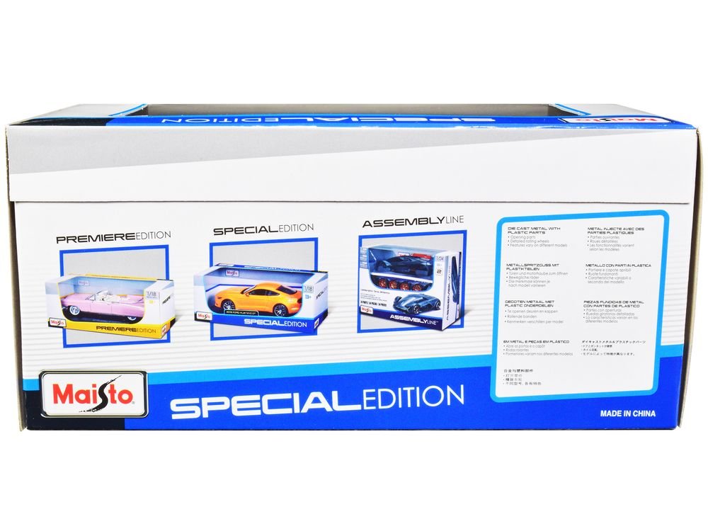 1970 Chevrolet Corvette Blue 1/24 Diecast Model Car by Maisto view 3