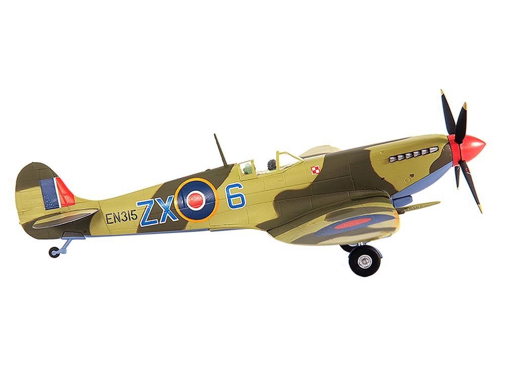 Supermarine Spitfire MK IXC Fighter Aircraft "Royal Air Force Ldr. Stanislav Skalsk Polish Combat Team North Africa" (1943) 1/72 Diecast Model by JC Wings view 2