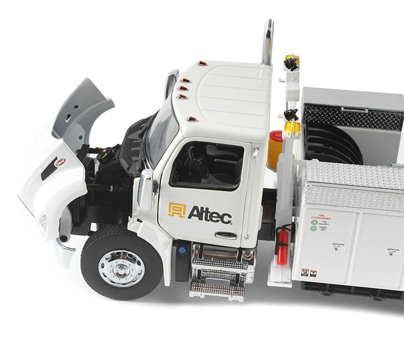 Peterbilt 536 Truck with Altec AA55 Aerial Service Body White "Transport Series" 1/32 Diecast Model by Diecast Masters view 2
