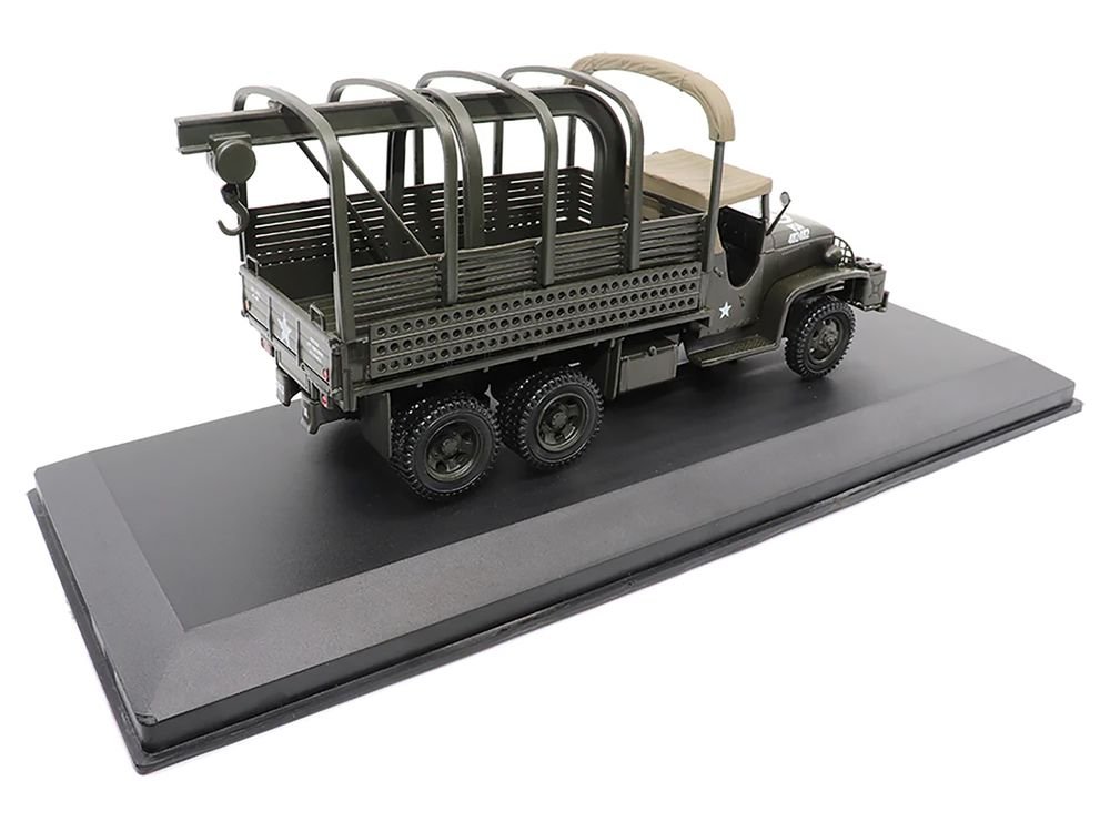 GMC CCKW353 Wrecker Tow Truck Olive Drab "United States Army" 1/43 Diecast Model by Militaria Die Cast view 4