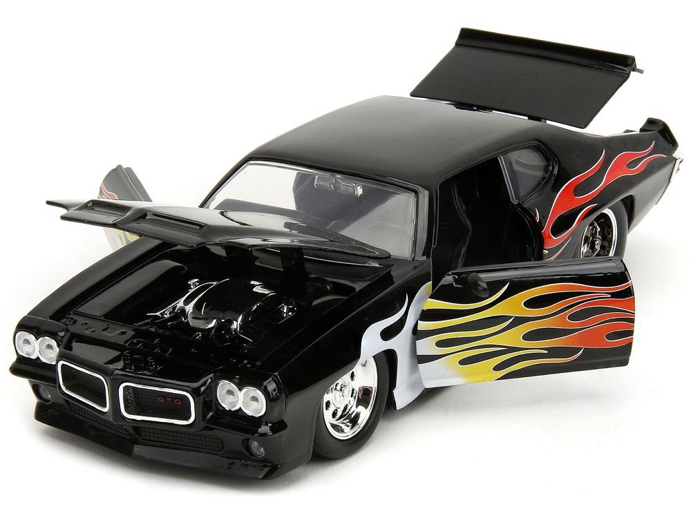 1971 Pontiac GTO Black with Flame Graphics "Bigtime Muscle" Series 1/24 Diecast Model Car by Jada view 2