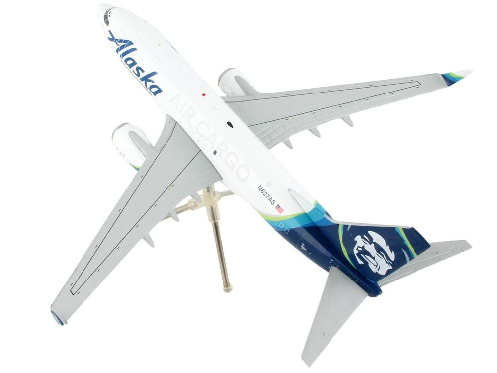 Boeing 737-700BDSF Commercial Aircraft "Alaska Air Cargo" White with Blue Tail "Gemini 200" Series 1/200 Diecast Model Airplane by GeminiJets view 3