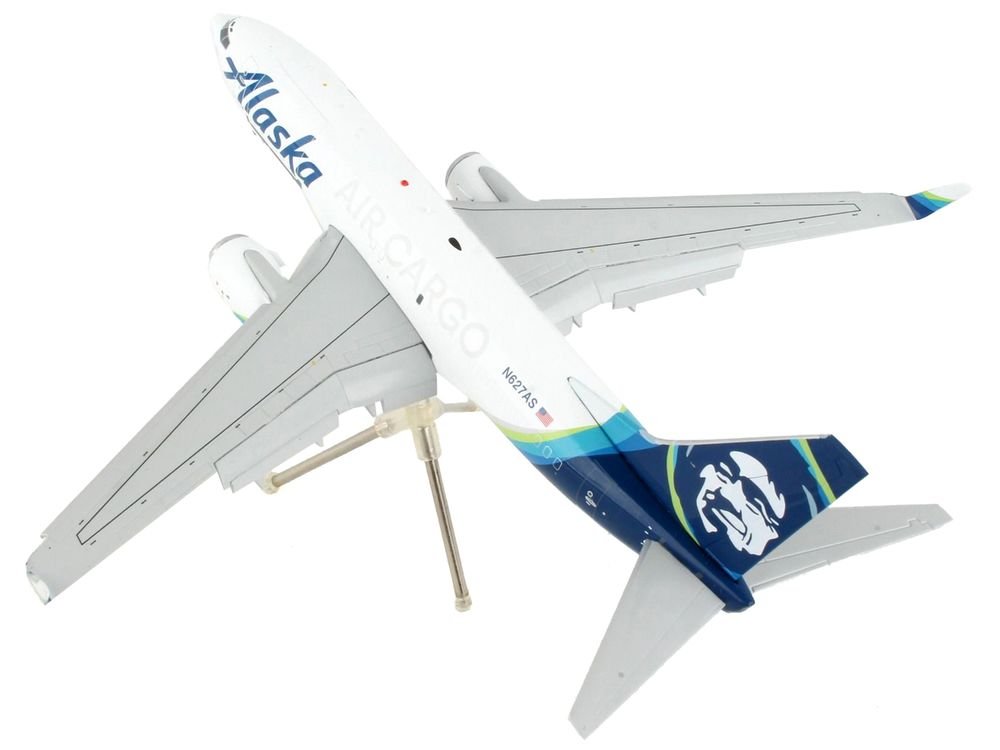 Boeing 737-700BDSF Commercial Aircraft with Flaps Down "Alaska Air Cargo" White with Blue Tail "Gemini 200" Series 1/200 Diecast Model Airplane by GeminiJets view 4