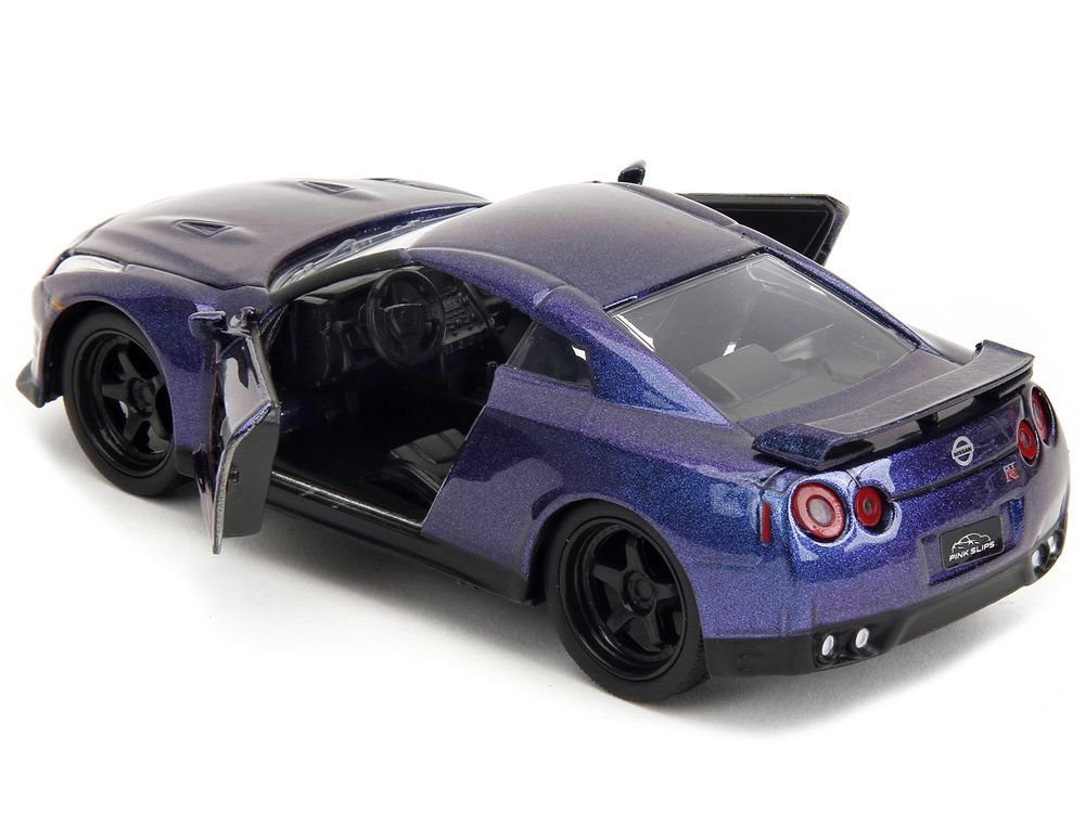 2009 Nissan GT-R (R35) Purple Metallic "Pink Slips" Series 1/32 Diecast Model Car by Jada view 4