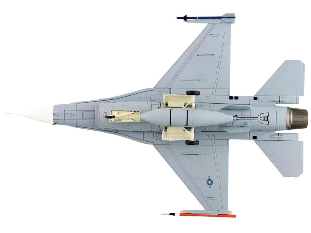 Lockheed F-16B Fighting Falcon Fighter Aircraft "Top Gun 90th Anniversary of Naval Aviation NSAWC" United States Navy "Air Power Series" 1/72 Diecast Model by Hobby Master view 4
