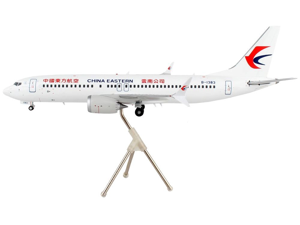 Boeing 737 MAX 8 Commercial Aircraft "China Eastern Airlines" White "Gemini 200" Series 1/200 Diecast Model Airplane by GeminiJets view 2