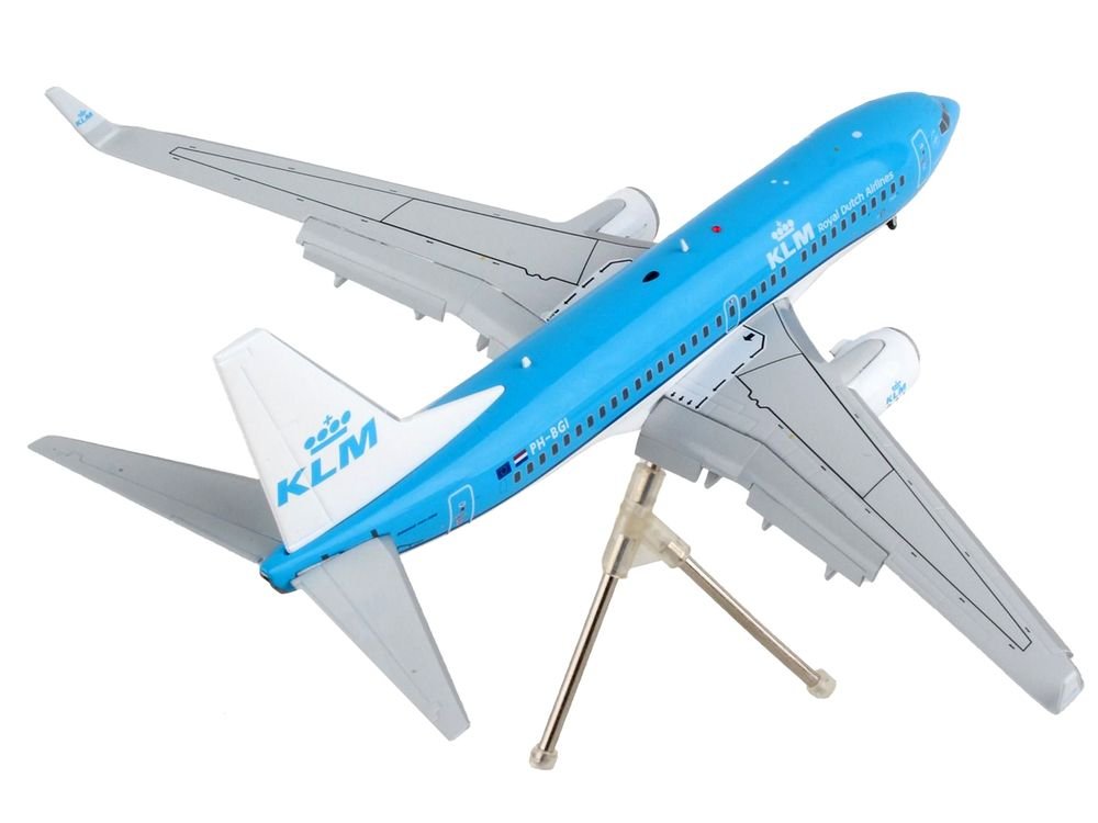 Boeing 737-700 Commercial Aircraft with Flaps Down "KLM Royal Dutch Airlines" Blue with White Tail "Gemini 200" Series 1/200 Diecast Model Airplane by GeminiJets view 3