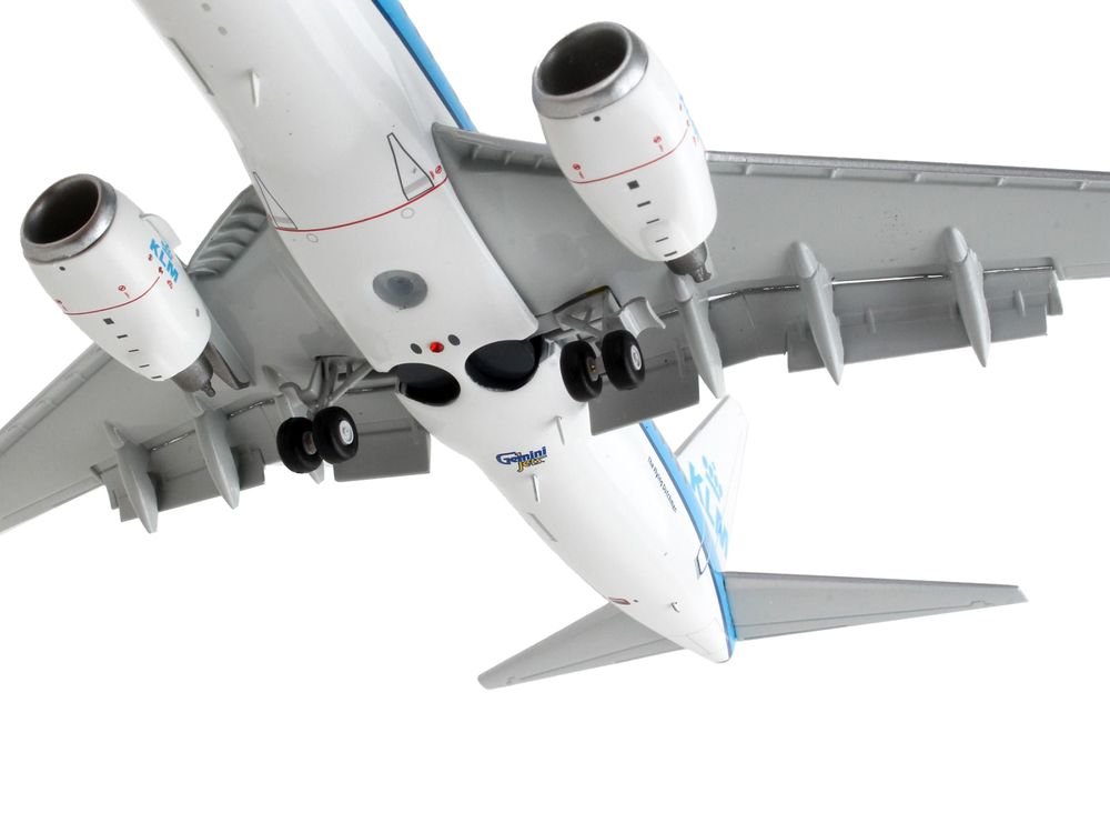 Boeing 737-700 Commercial Aircraft with Flaps Down "KLM Royal Dutch Airlines" Blue with White Tail "Gemini 200" Series 1/200 Diecast Model Airplane by GeminiJets view 4