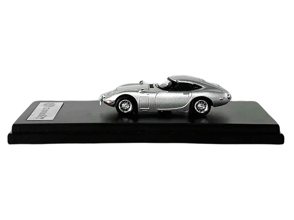 Toyota 2000GT RHD (Right Hand Drive) Silver Metallic 1/64 Diecast Model Car by LCD Models view 2