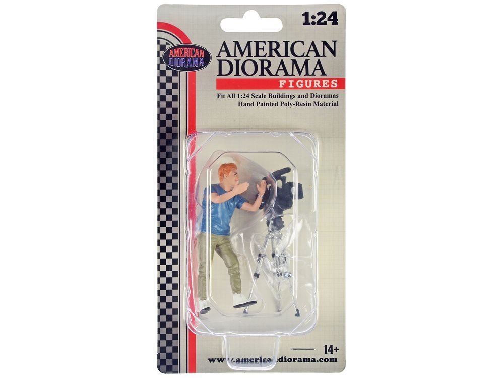 "On-Air" Figure 5 with Standing Camera for 1/24 Scale Models by American Diorama view 3