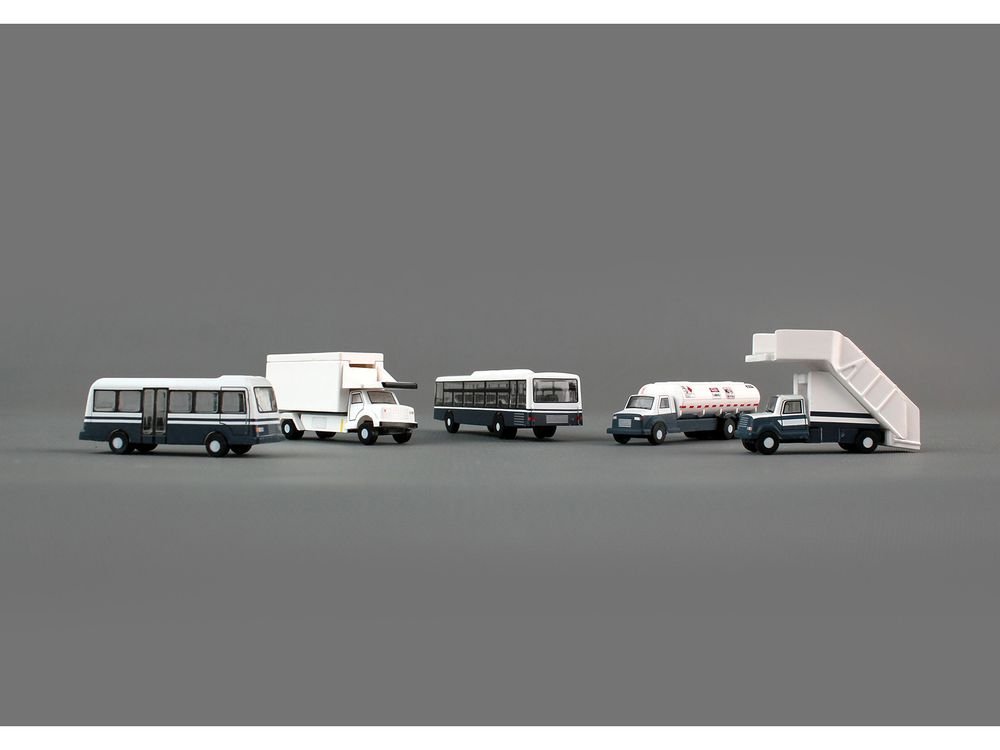 Airport Service Vehicles Set of 5 pieces "Gemini 200" Series Diecast Models by GeminiJets view 2