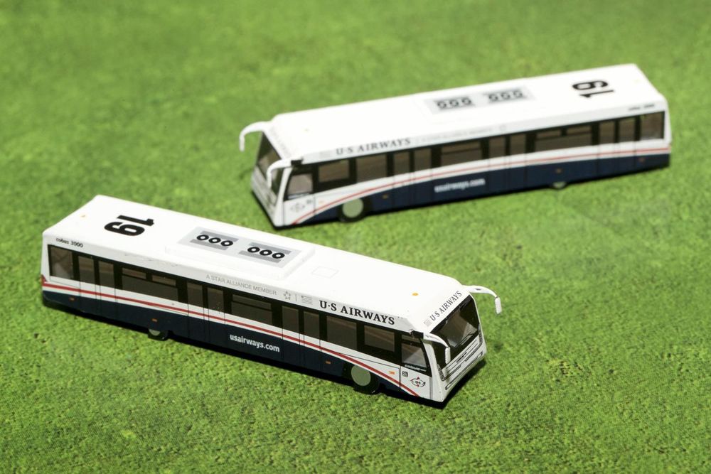 Cobus 3000 Passenger Bus White and Blue "US Airways Shuttle Bus" 2 Piece Set "Gemini 200" Series Diecast Models by GeminiJets view 2