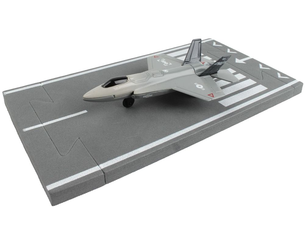 Lockheed Martin F-35 Lightning II Aircraft Gray "Joint Strike Fighter" with Runway Section Diecast Model Airplane by Runway24 view 2