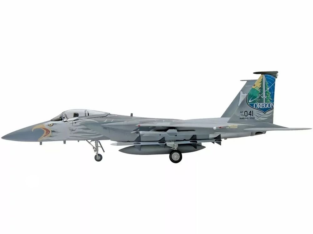 Level 4 Model Kit McDonnell Douglas F-15C Eagle Fighter Aircraft 1/48 Scale Model by Revell view 2