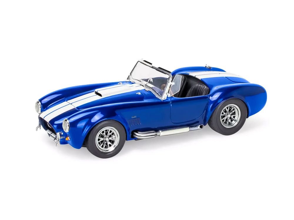 Level 4 Model Kit Shelby Cobra 427 S/C 1/24 Scale Model by Revell view 2