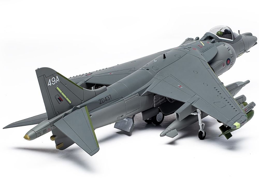 British Aerospace Harrier GR7A Aircraft "Michelle RAF No.1 Squadron Operation Herrick RAF Kandahar Afghanistan" (2007) Royal Air Force "The Aviation Archive" Series 1/48 Diecast Model by Corgi view 5