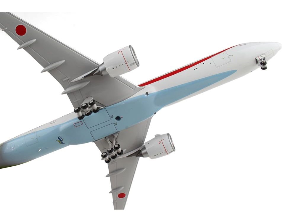 Boeing 777-300ER Commercial Aircraft "Japan Air Self-Defense Force" White with Red Stripes "Gemini Macs" Series 1/400 Diecast Model Airplane by GeminiJets view 4
