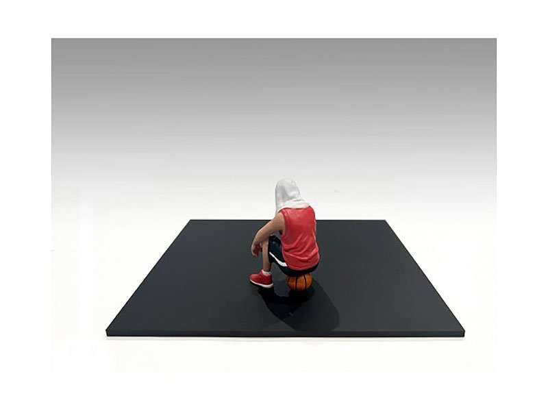 "Figure24 Series 1" Figure 707 for 1/24 Scale Models by American Diorama view 2