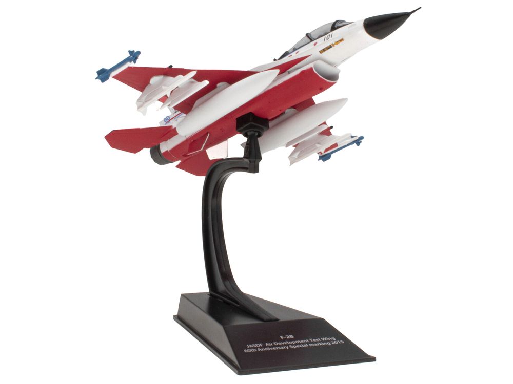 Mitsubishi F-2B Fighter Aircraft "Air Development and Test Wing 60th Anniversary" (2015) Japan Air Self-Defense Force 1/100 Diecast Model by Hachette Collections view 2