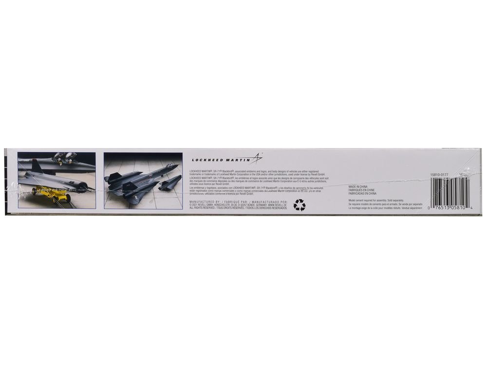 Level 4 Model Kit Lockheed SR-71 Blackbird Reconnaissance Aircraft 1/72 Scale Model by Revell view 3